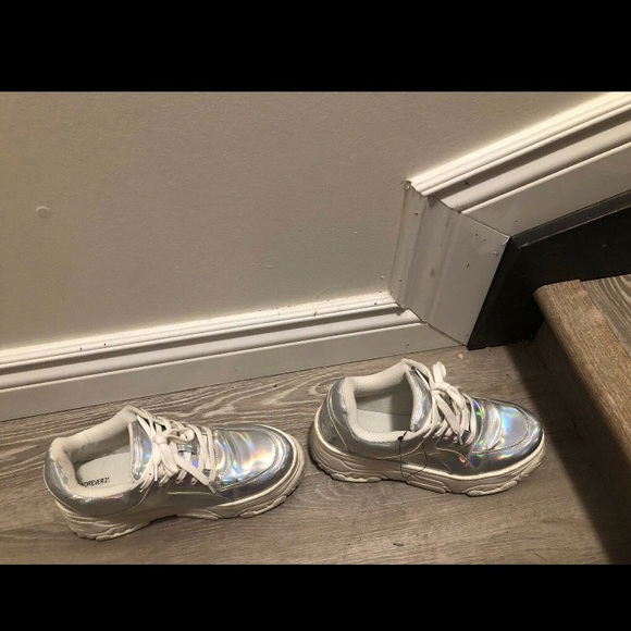 Forever21 hologram shoe - Picture 5 of 8